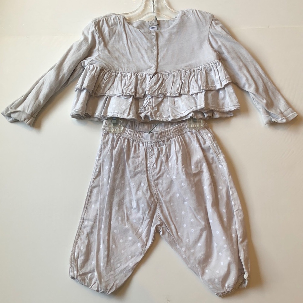Taille girl grey two piece